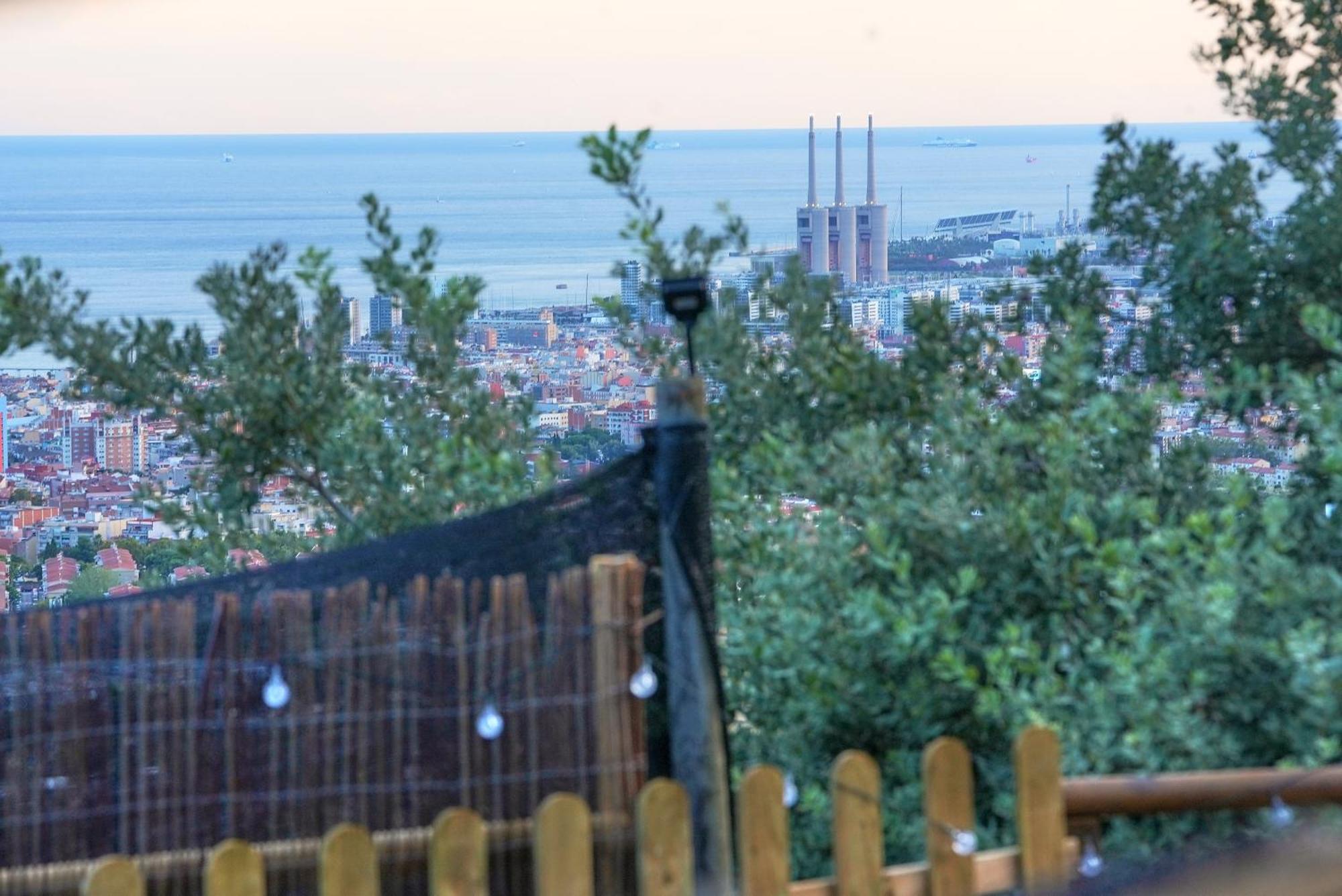 Aaa View Private Terrace Outdoor Heated Hot Tub Family Fun Villa Badalona Dış mekan fotoğraf